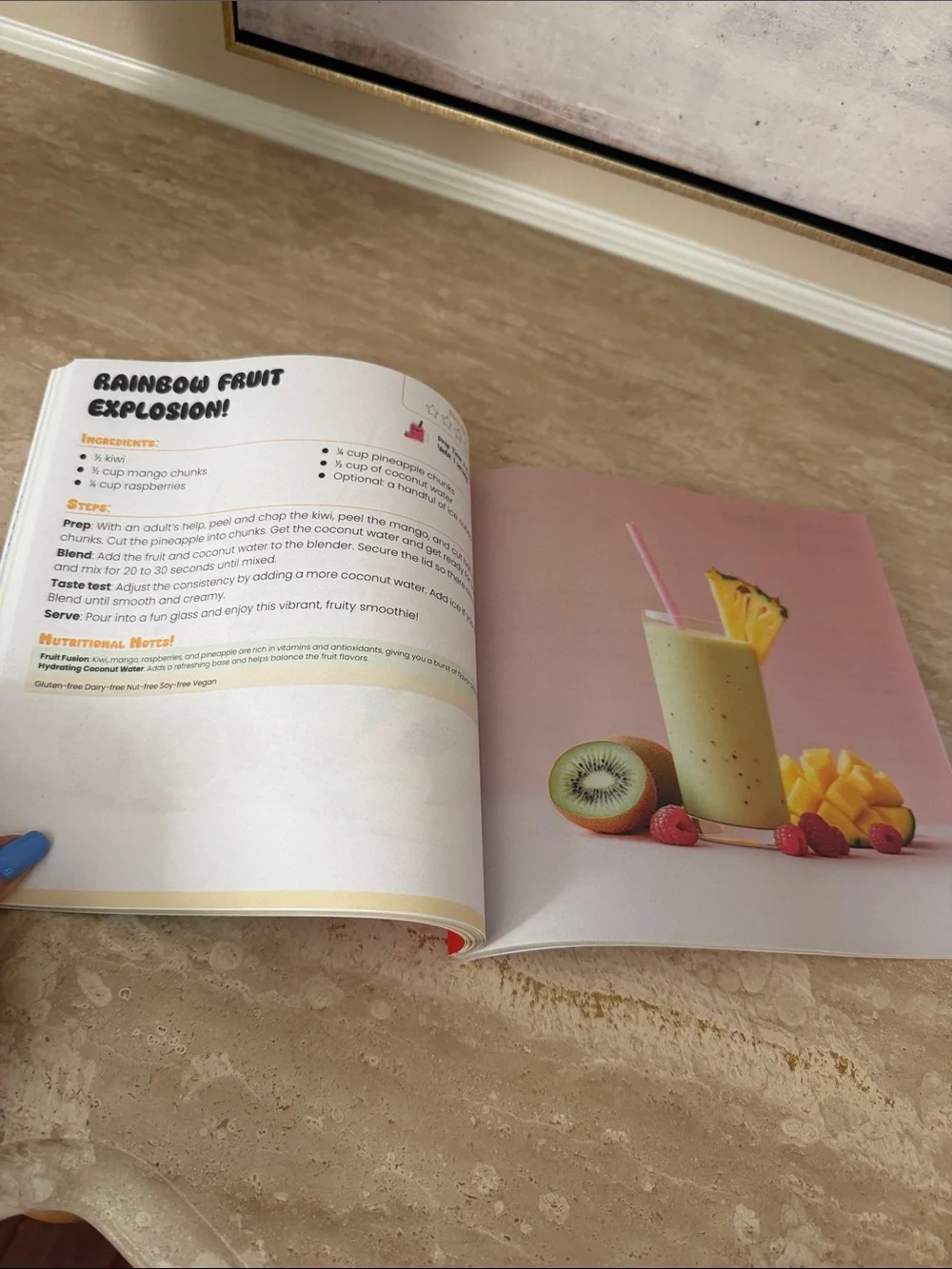 Hamilton Beach Pink Personal Blender with Smoothies for Kids Cookbook